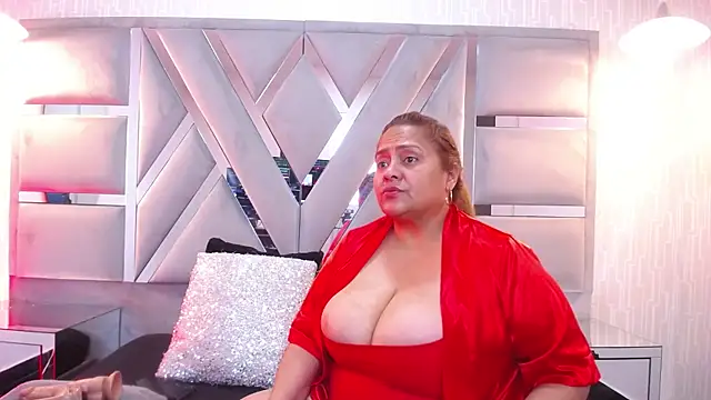 MonzerratBoyer online show from 11.24.25