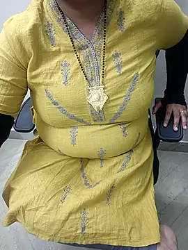 Snapshot of Bhabhiji1 chatting on 03.26.26 Bhabhiji1 online show from 03.26.26