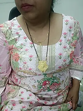 Snapshot of Bhabhiji1 chatting on 04.06.26 Bhabhiji1 online show from 04.06.26