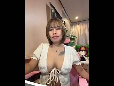 Kath C online show from 12.16.25