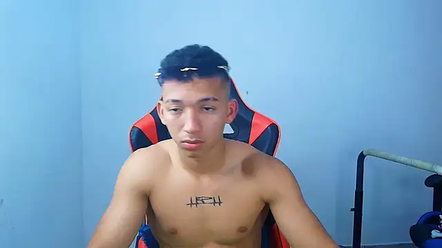 Snapshot of JuanchiT66 chatting on 09.23.25 JuanchiT66 online show from 09.23.25