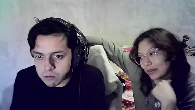 Snapshot of OnlyGrace chatting on 10.30.25 OnlyGrace online show from 10.30.25