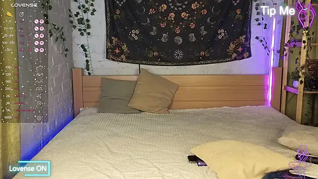 Bekky Hammon online show from 10.14.25