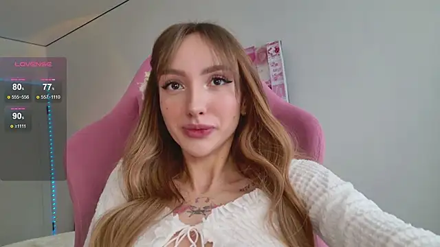 Snapshot of Lunainnk chatting on 10.07.25 Lunainnk online show from 10.07.25