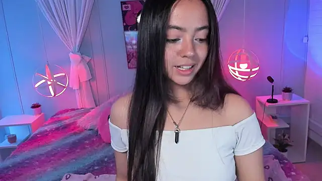 Lara Rouss  online show from 09.27.25