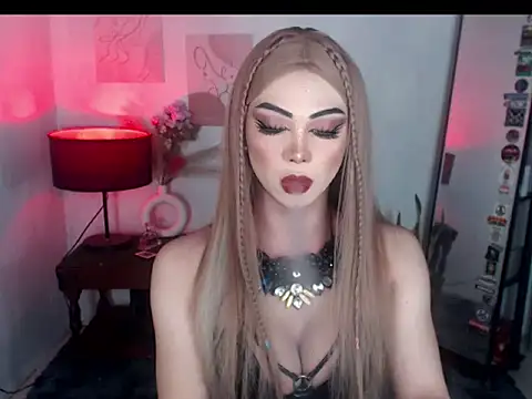 Hugecock shantall online show from 10.31.25