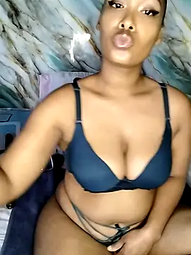 Snapshot of sexxy_lexx chatting on 09.13.25 sexxy lexx online show from 09.13.25