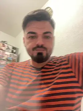 imooLoov online show from 11.26.25