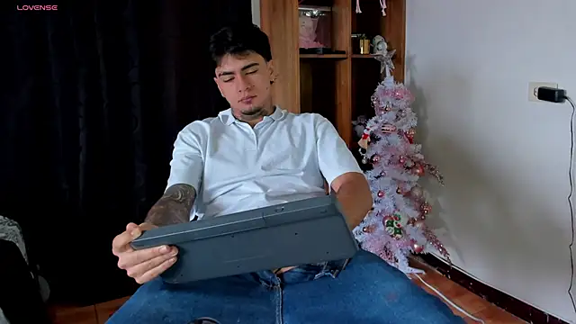 JamesDeker online show from 12.22.25