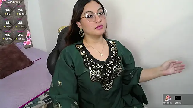 heluejamil online show from 10.14.25