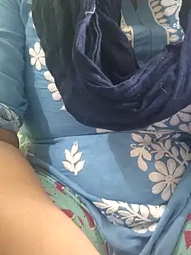 Ankitabhabhihot online show from 10.25.25