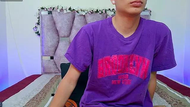 lana and liam  online show from 10.15.25