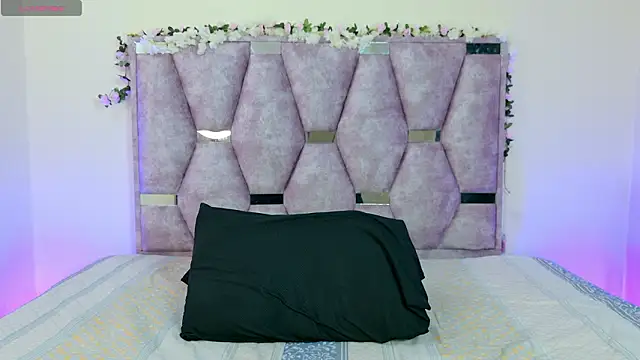 lana and liam  online show from 02.11.26