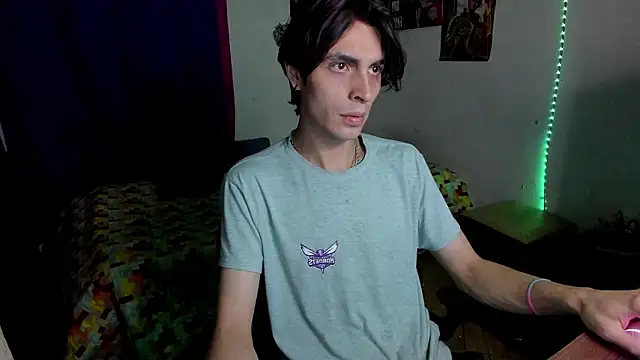 golden ryyan online show from 02.18.26