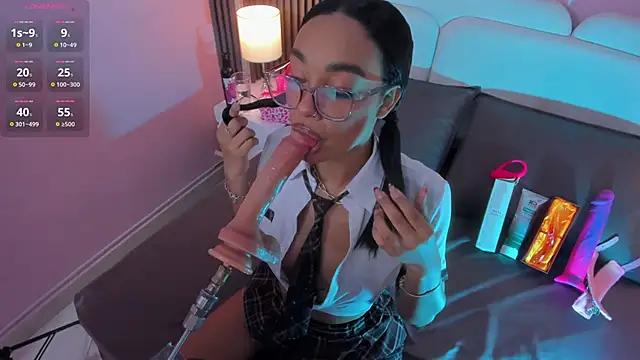 Clawdeen  wolf online show from 10.19.25