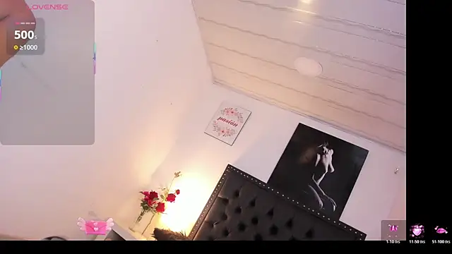 ScarlettVell online show from 11.15.25