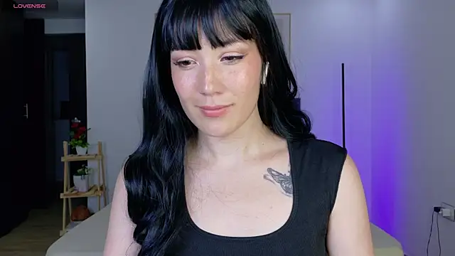 Eliih 01 online show from 10.04.25