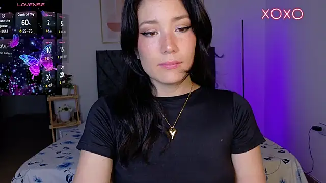 Eliih 01 online show from 10.15.25