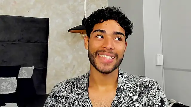 RaphaelDufort online show from 10.03.25