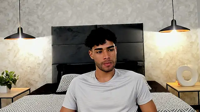 RaphaelDufort online show from 10.10.25