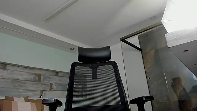 RaphaelDufort online show from 12.13.25