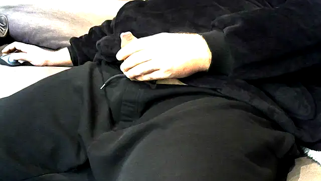 tommyj1988 online show from 10.22.25