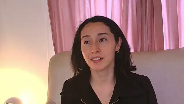 Snapshot of Ginevra_esposito chatting on 04.23.26 Ginevra esposito online show from 04.23.26