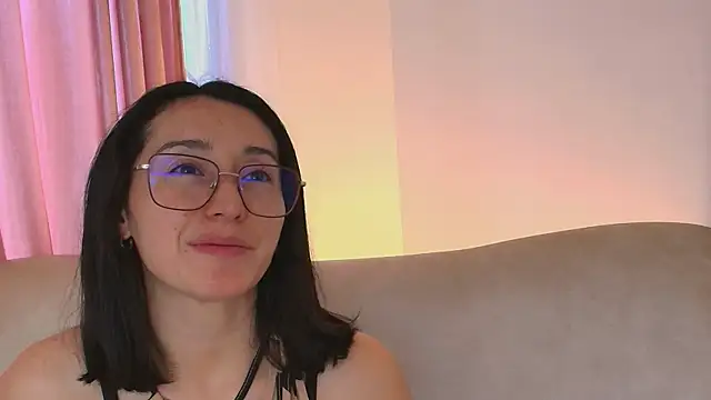 Snapshot of Ginevra_esposito chatting on 05.07.26 Ginevra esposito online show from 05.07.26