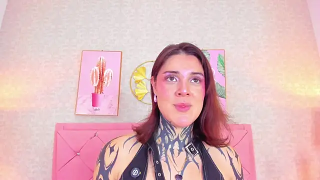 mystikdoll online show from 10.20.25