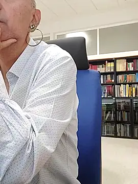 Snapshot of Emily_de_Carla chatting on 10.07.25 Emily de Carla online show from 10.07.25