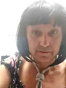 Snapshot of Emily_de_Carla chatting on 10.15.25 Emily de Carla online show from 10.15.25