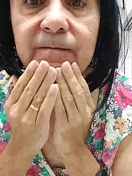 Snapshot of Emily_de_Carla chatting on 11.07.25 Emily de Carla online show from 11.07.25