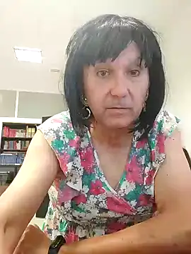 Snapshot of Emily_de_Carla chatting on 11.27.25 Emily de Carla online show from 11.27.25