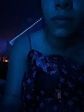 Snapshot of sofia__blaze chatting on 10.23.25 sofia  blaze online show from 10.23.25