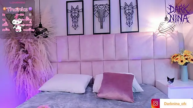 Dark nina  online show from 09.25.25