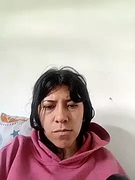 Raven Rouge  online show from 09.24.25