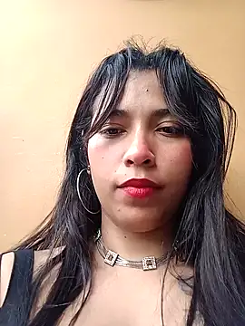 Vikyvoyeur online show from 04.18.26