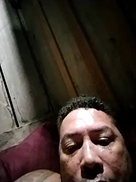 Snapshot of dsvrsa chatting on 10.01.25 dsvrsa online show from 10.01.25