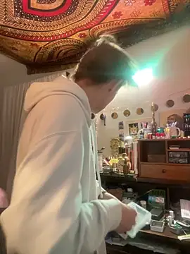 Snapshot of XanderOzzz chatting on 11.05.25 XanderOzzz online show from 11.05.25