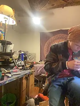 XanderOzzz online show from 11.26.25