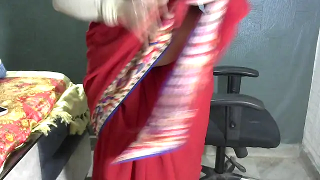 Snapshot of sexy_indianboobs chatting on 01.03.25 sexy indianboobs online show from 01.03.25