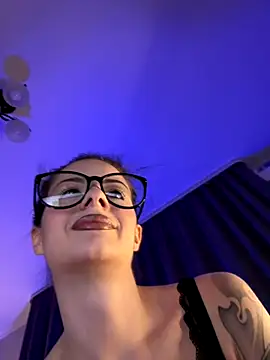 bigJuicyPussy online show from 11.14.25