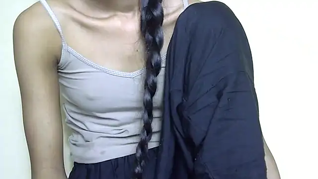 smallcuute online show from 02.12.26