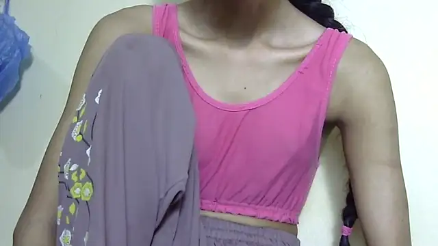 smallcuute online show from 02.19.26