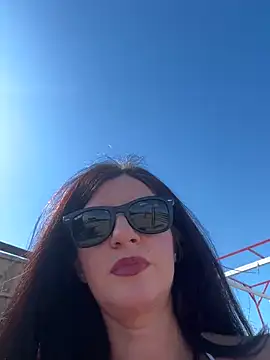 Snapshot of Ice_Bronx chatting on 09.23.25 Ice Bronx online show from 09.23.25