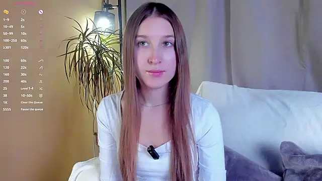 NanaMertins online show from 11.25.25