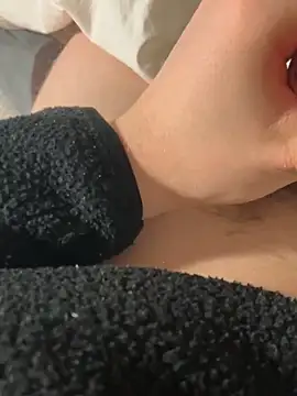 Snapshot of Loulou_2007 chatting on 01.13.26 Loulou 2007 online show from 01.13.26