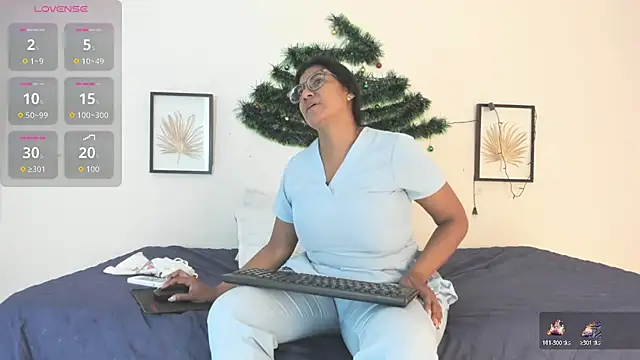  Miaa khalifa  online show from 01.06.26