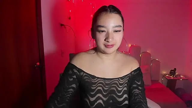 Snapshot of pretti_scarlett chatting on 09.11.25 pretti scarlett online show from 09.11.25