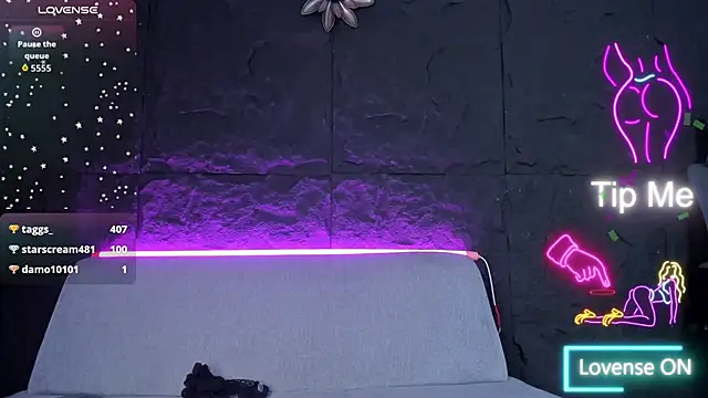 ThaliaBrooks  online show from 09.16.25